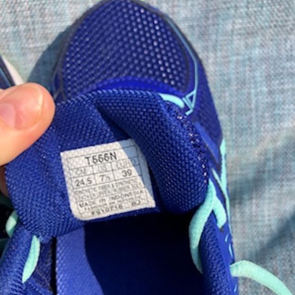 Women's blue Asic's Gel Exalt 3 running shoes, size 7 1/2 - Picture 7 of 7